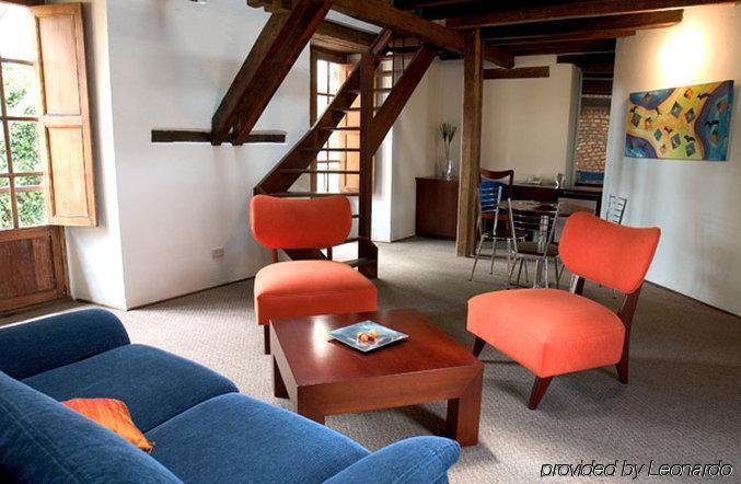 Hotel Casa De La Botica Богота Номер фото